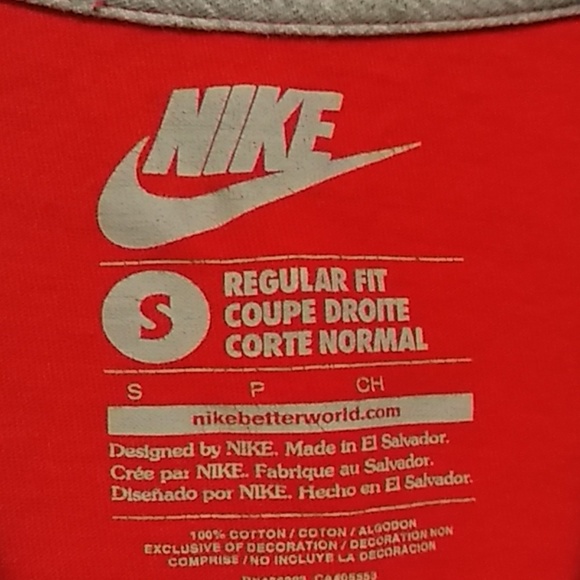 🎁Nike t-shirt🎁 - Picture 2 of 2